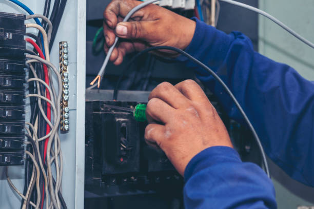 Best Affordable Emergency Electrician  in Hemet, CA